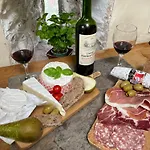 Delightful French Rustic Appartamento Jumilhac-le-Grand