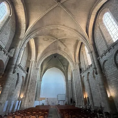 Delightful French Rustic Apartment