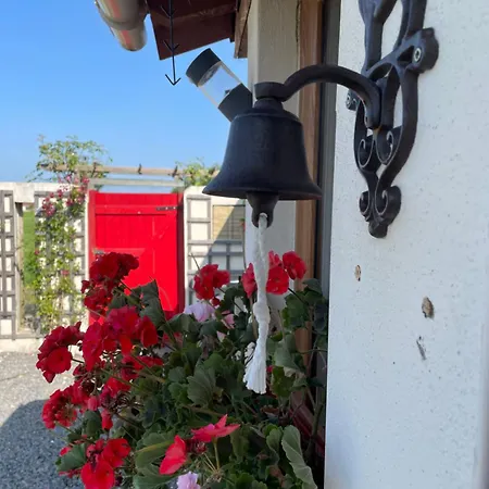 Delightful French Rustic Apartment *
