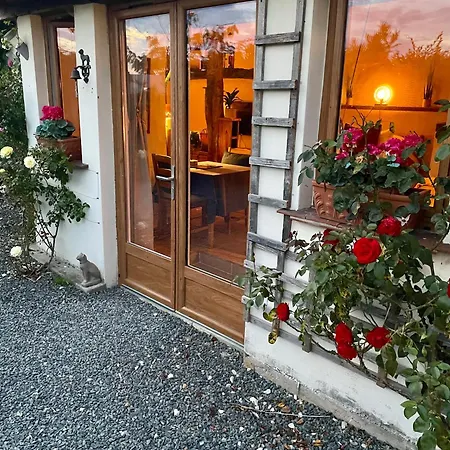 Delightful French Rustic Appartamento