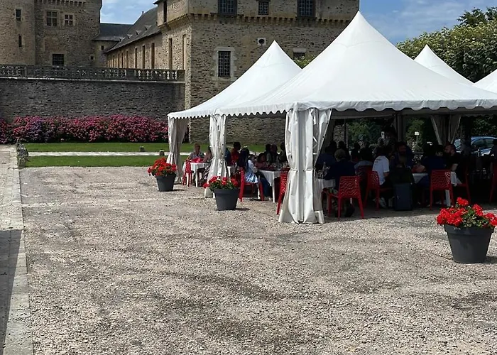 Апартаменты Delightful French Rustic *