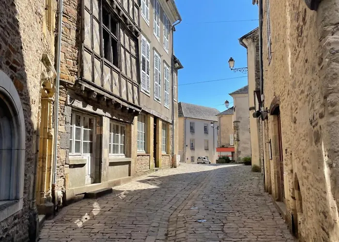 Delightful French Rustic Jumilhac-le-Grand